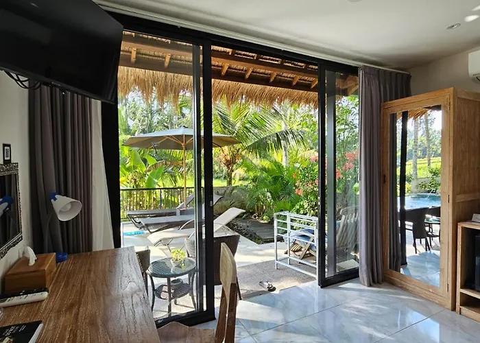 Bali View 4*